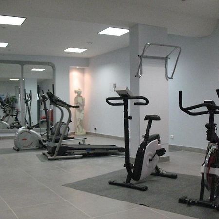 Residence Hoteliere Saint Esteve Ла Сиота Екстериор снимка