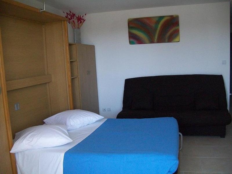Residence Hoteliere Saint Esteve Ла Сиота Екстериор снимка